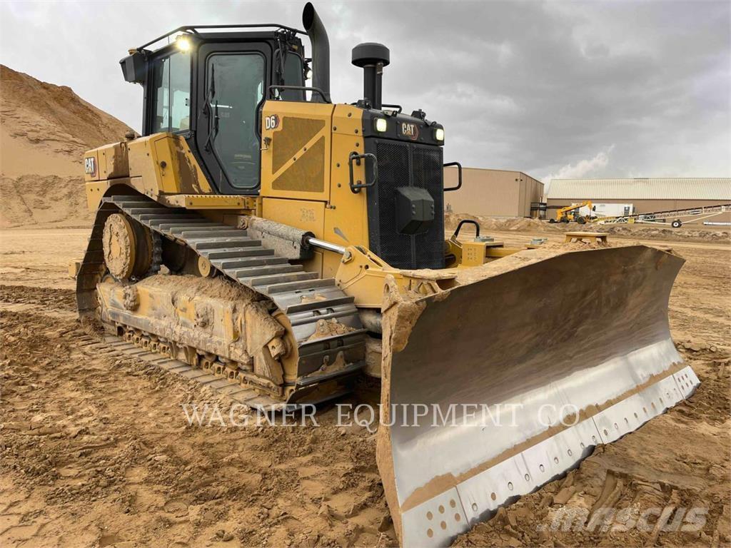 CAT D6 VP Pásové dozéry