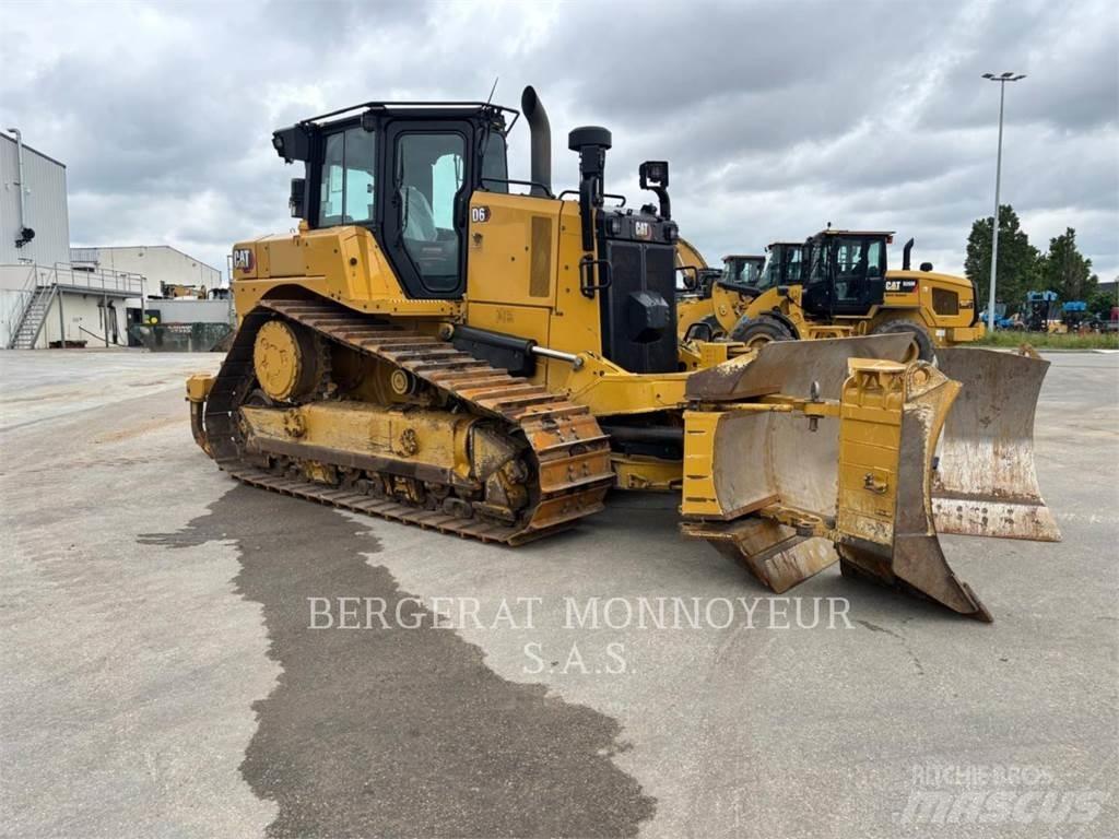 CAT D6 VPAT Pásové dozéry