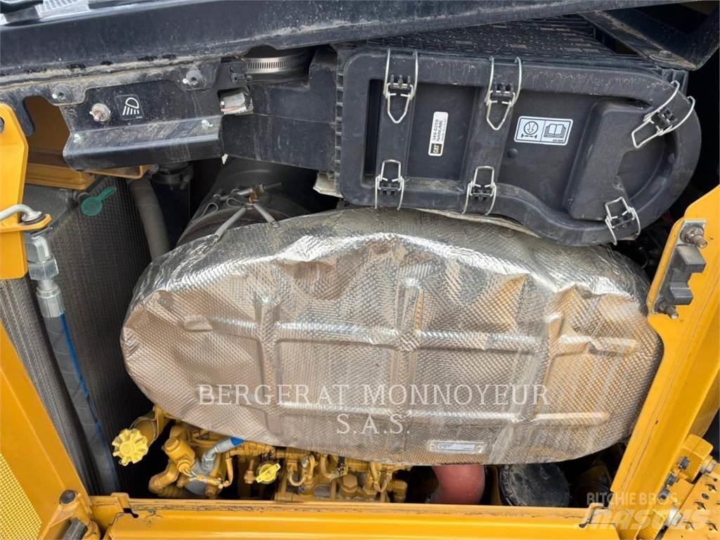 CAT D6 VPAT Pásové dozéry