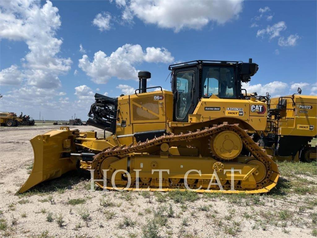 CAT D6 XELGPVP Pásové dozéry