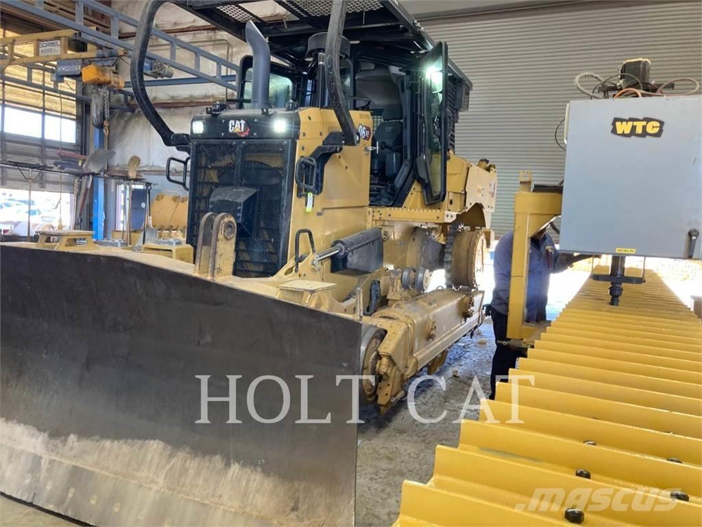 CAT D6 XEVP Pásové dozéry