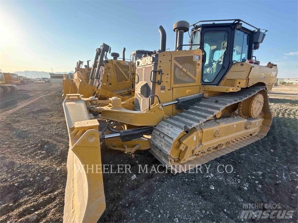 CAT D6 XL VP Pásové dozéry