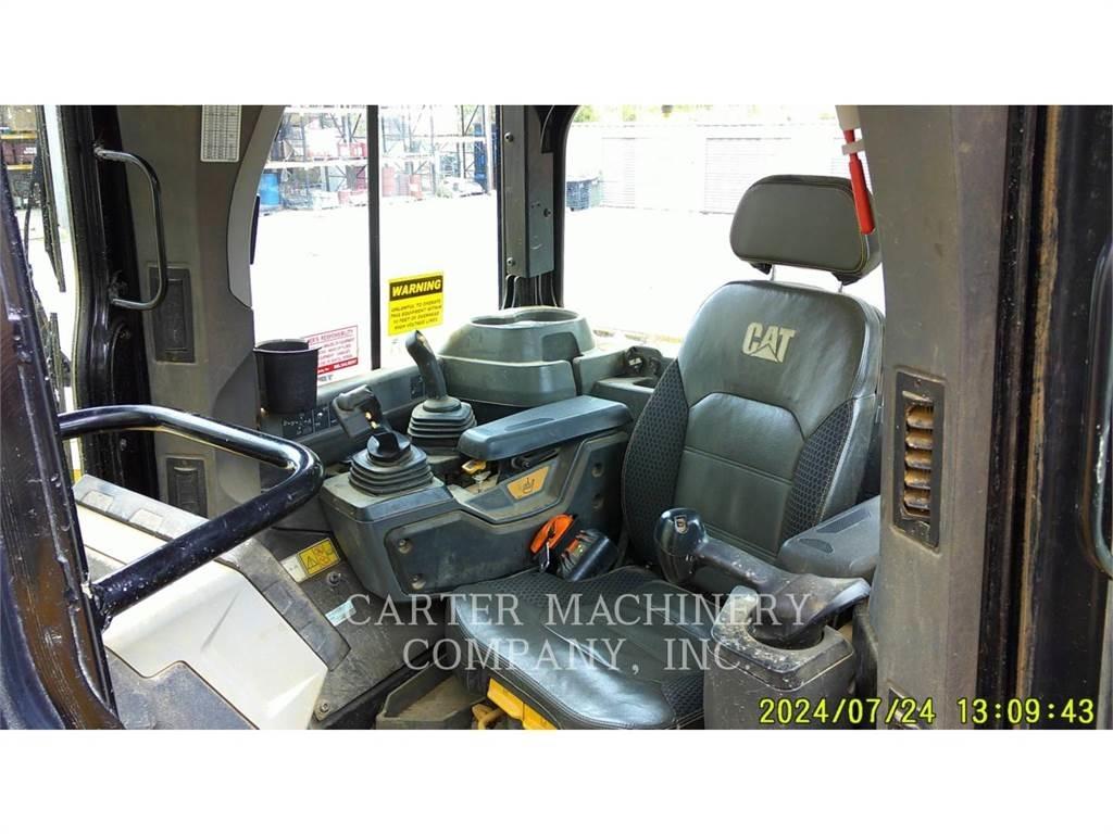 CAT D6-XWVP AR Pásové dozéry