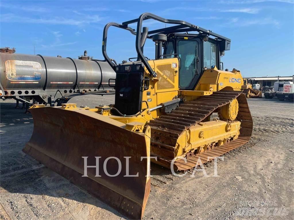 CAT D620VP Pásové dozéry