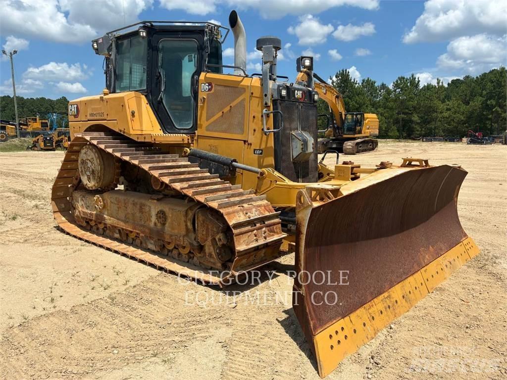 CAT D620XEVP Pásové dozéry
