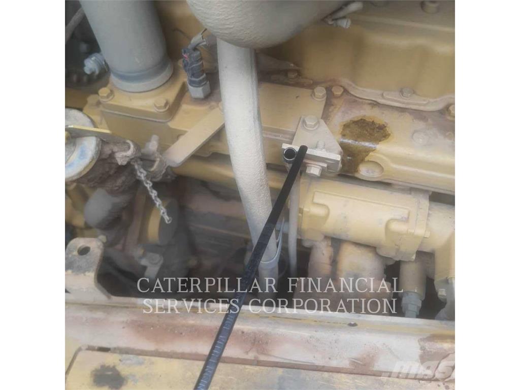 CAT D6GC Pásové dozéry