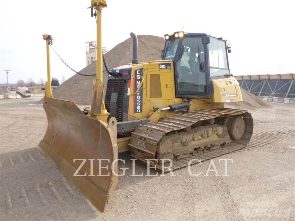 CAT D6K2 Pásové dozéry