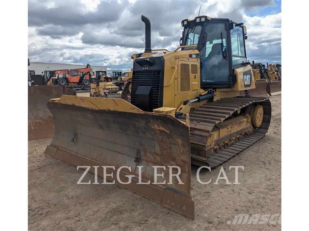 CAT D6K2 Pásové dozéry