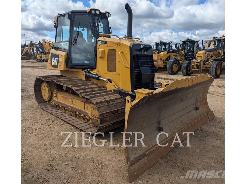 CAT D6K2 Pásové dozéry