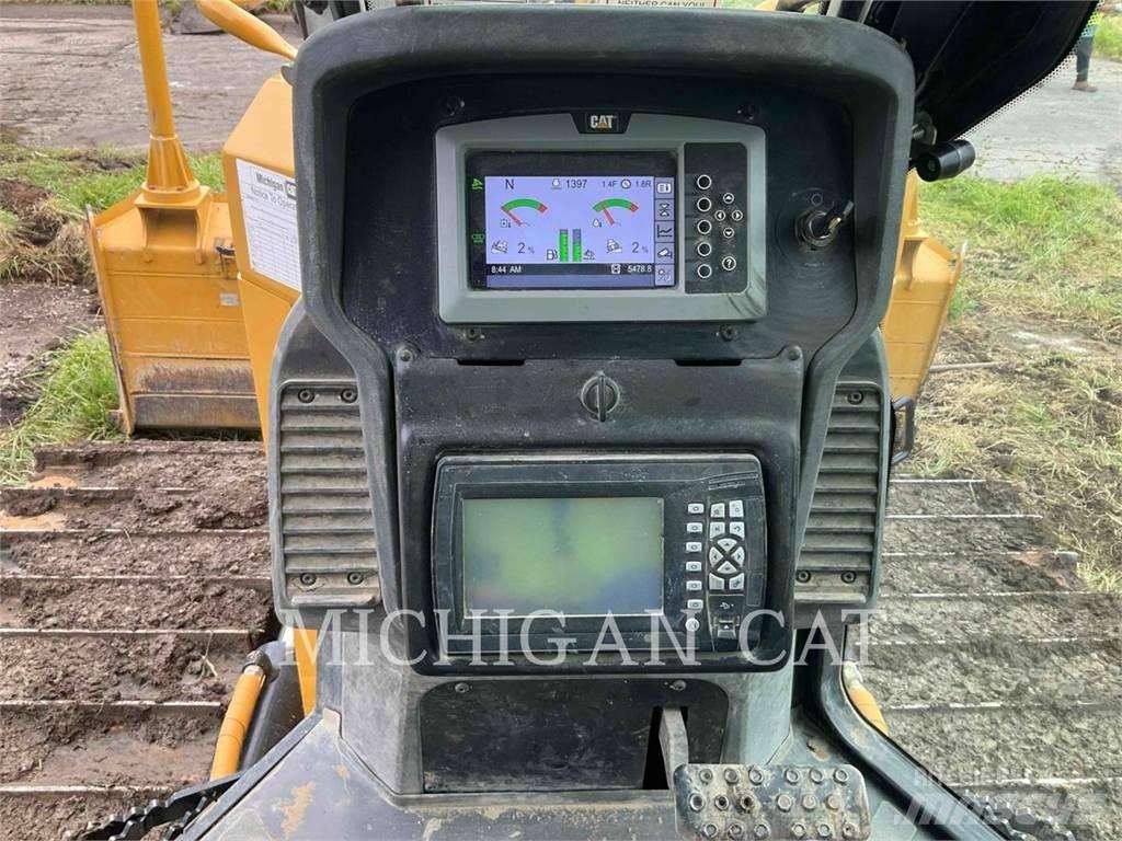 CAT D6K2L AZ24F Pásové dozéry