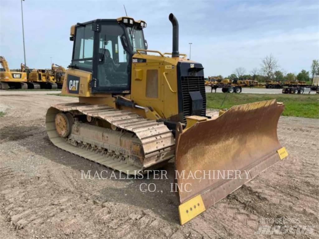 CAT D6K2LGP Pásové dozéry
