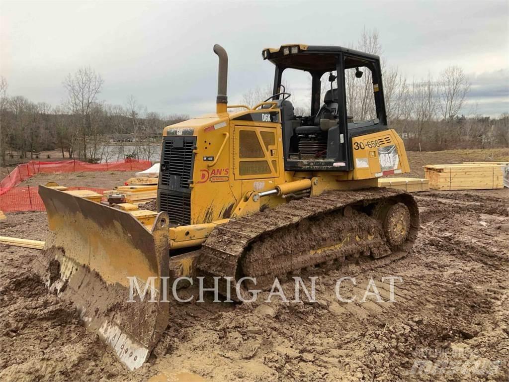 CAT D6KX Pásové dozéry
