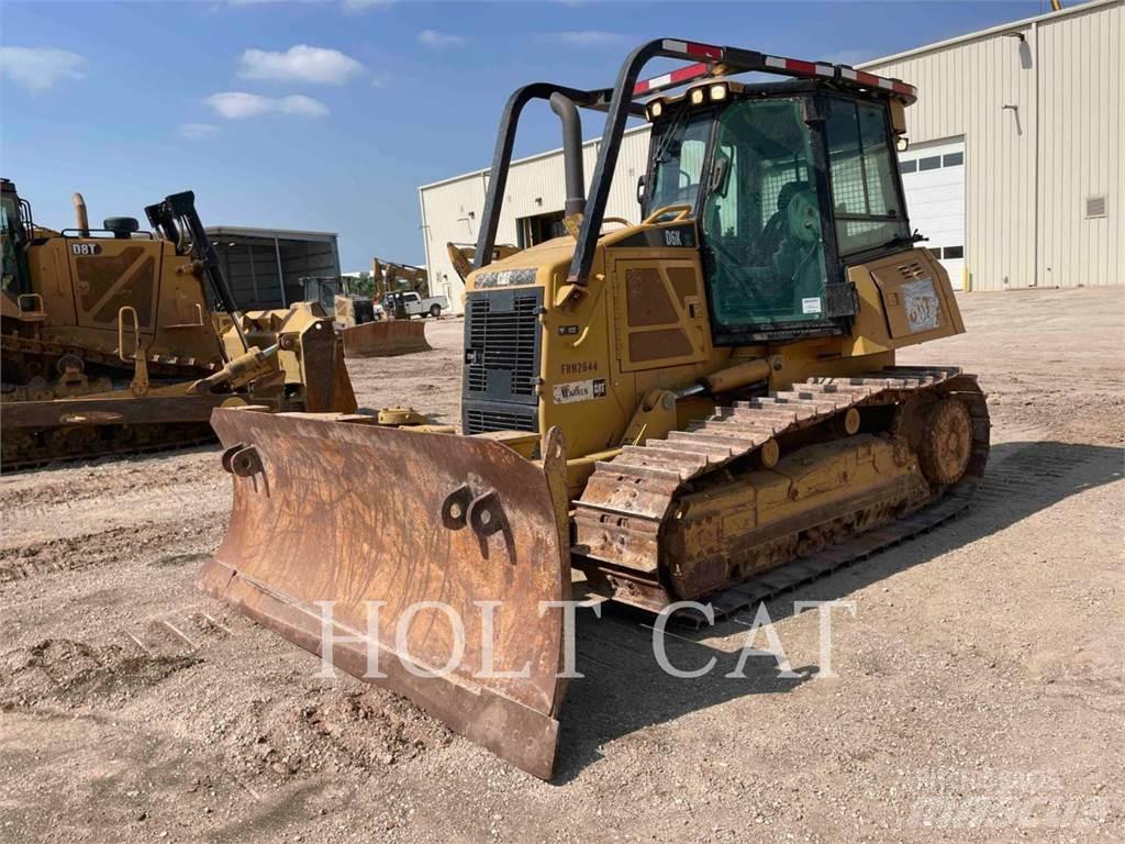 CAT D6KXL Pásové dozéry