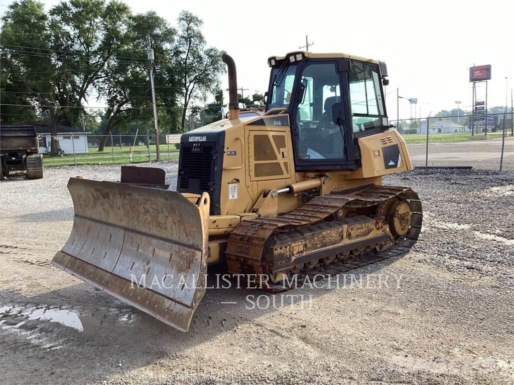 CAT D6KXL Pásové dozéry