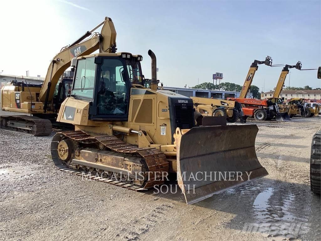 CAT D6KXL Pásové dozéry