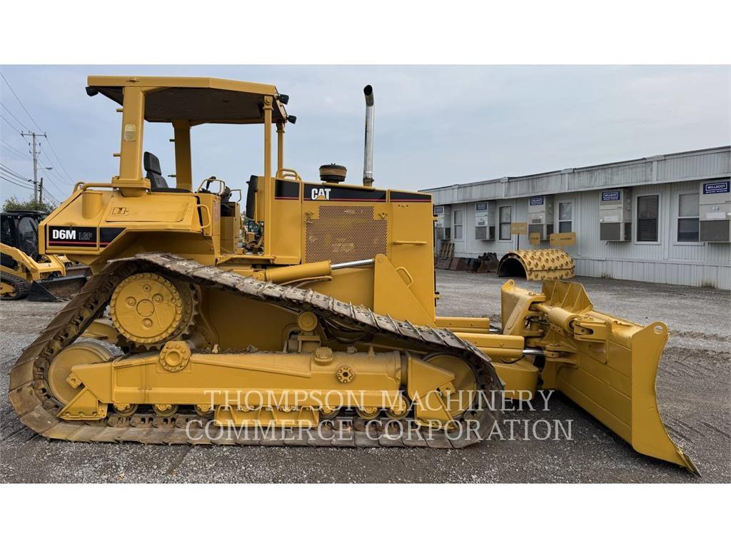 CAT D6M LGP Pásové dozéry