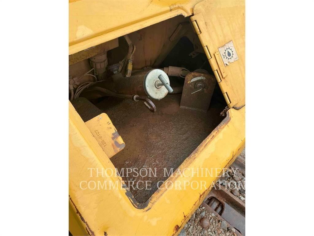 CAT D6MLGP Pásové dozéry