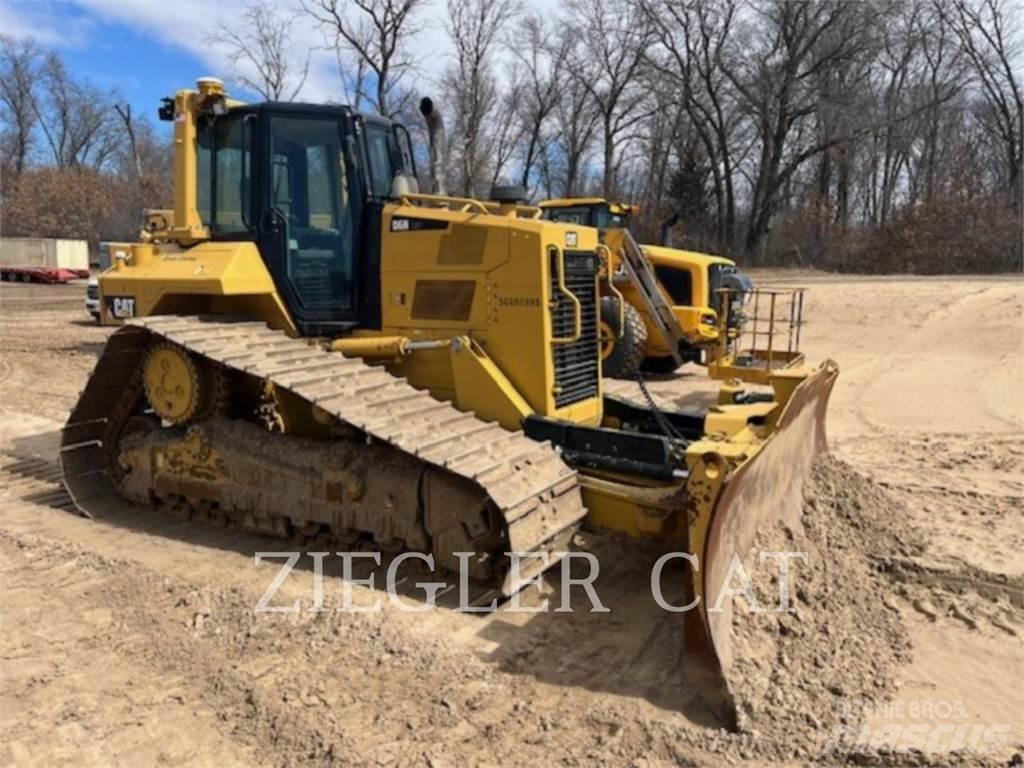 CAT D6N Pásové dozéry