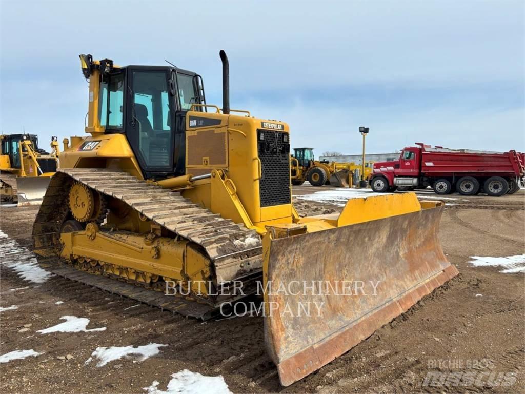 CAT D6N Pásové dozéry