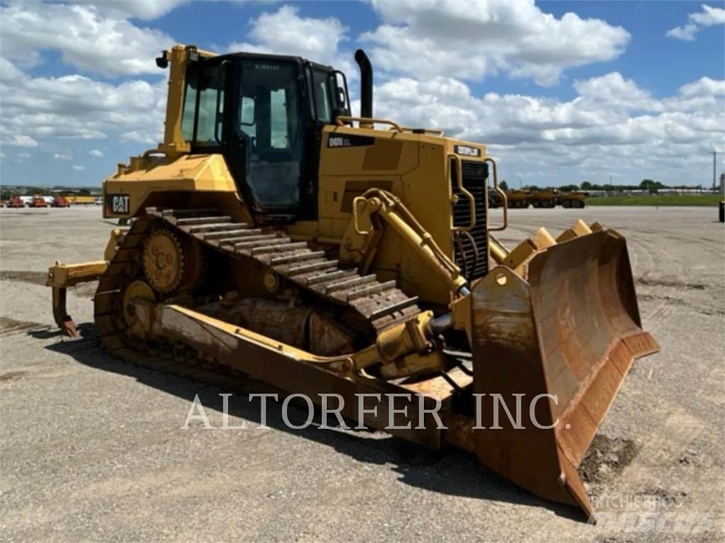 CAT D6N XL SU Pásové dozéry