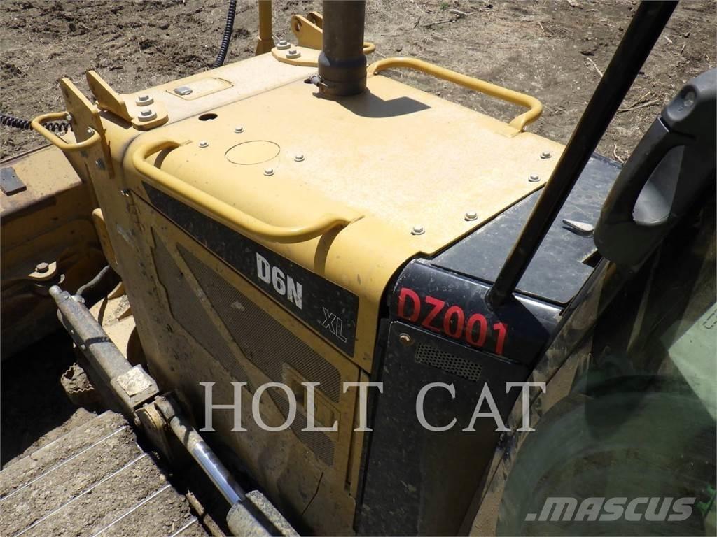 CAT D6NXL Pásové dozéry