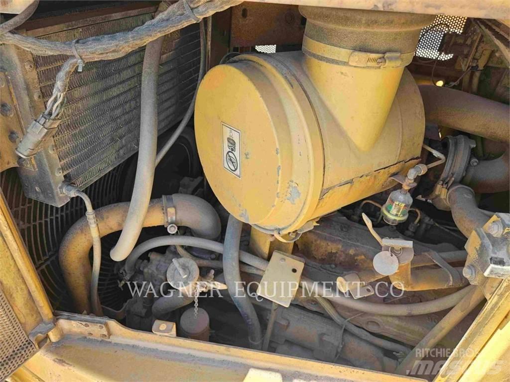 CAT D6R XL DS Pásové dozéry