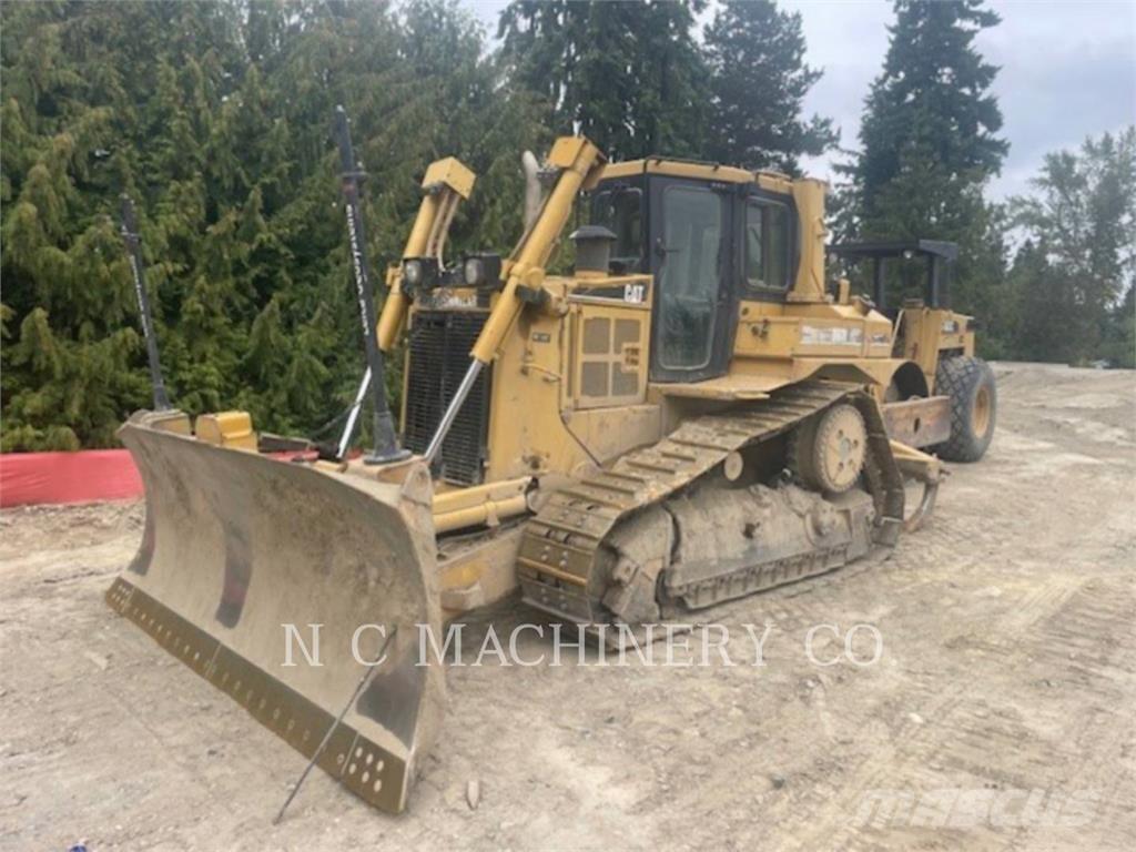 CAT D6R XLVPAT Pásové dozéry