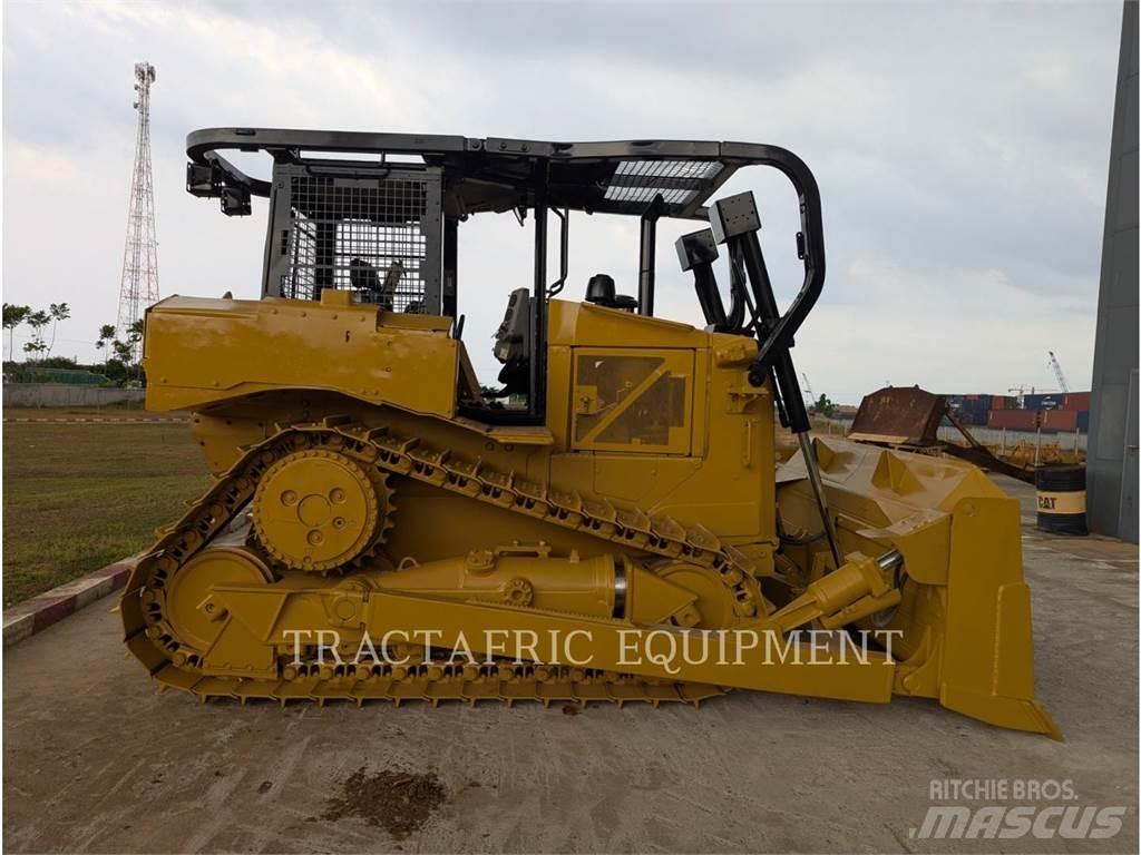 CAT D6R2 Pásové dozéry