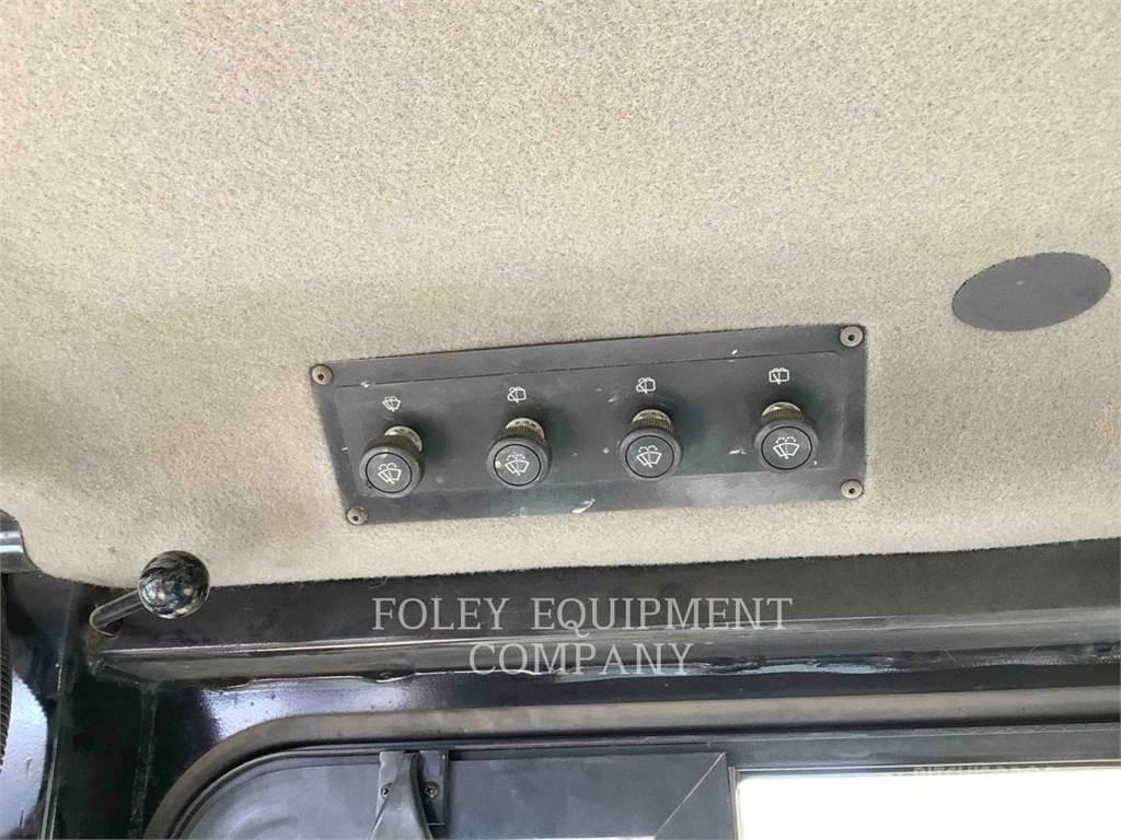CAT D6RIIXL Pásové dozéry