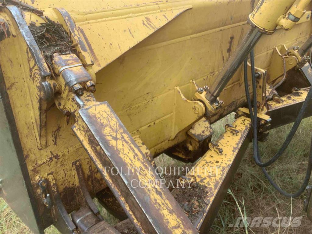 CAT D6RXL Pásové dozéry
