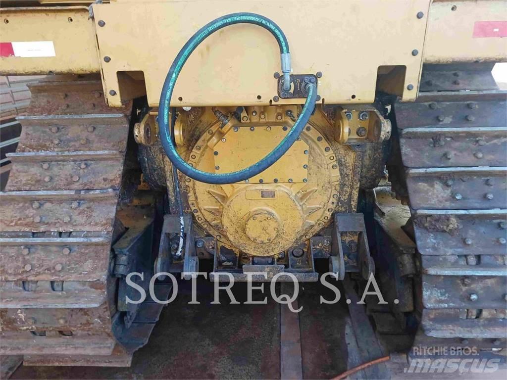 CAT D6T Pásové dozéry