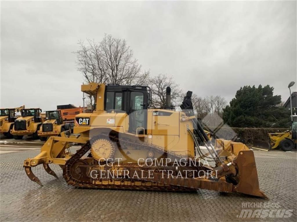 CAT D6T Pásové dozéry