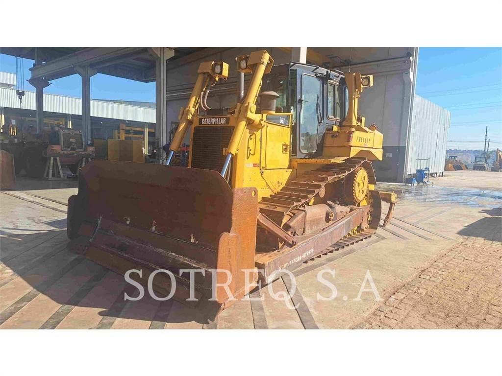 CAT D6T Pásové dozéry