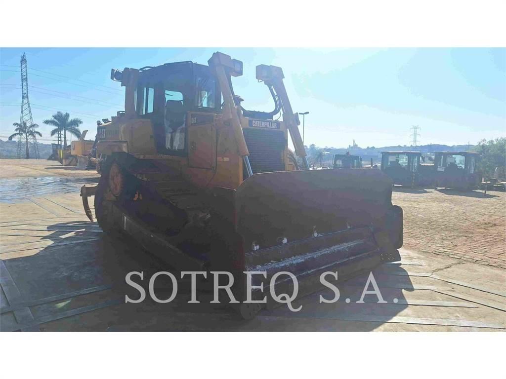 CAT D6T Pásové dozéry