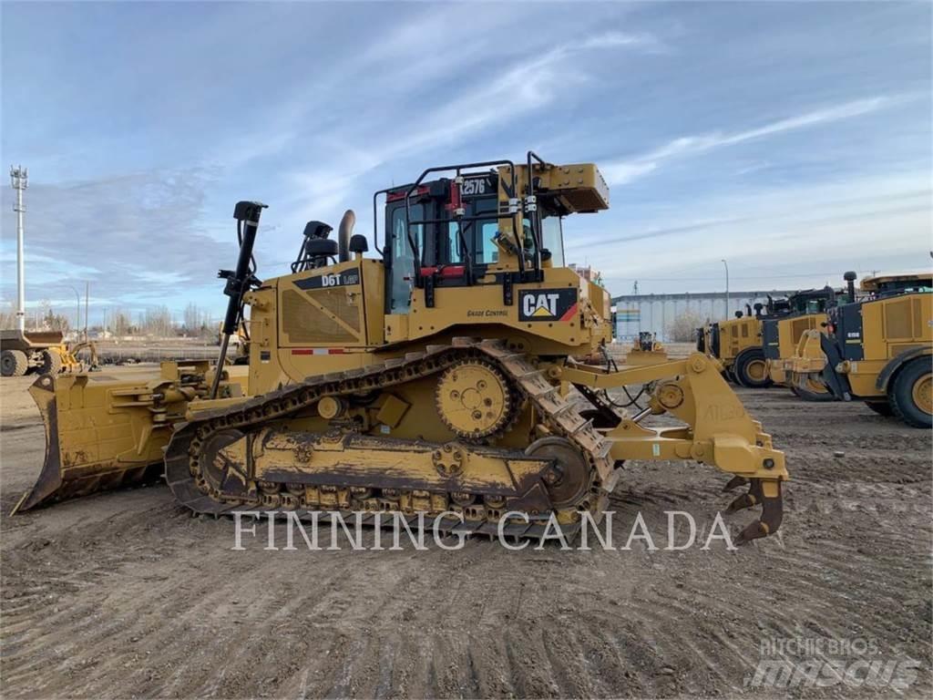 CAT D6T Pásové dozéry