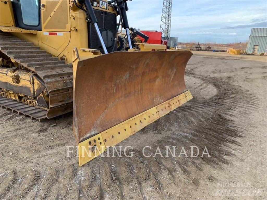 CAT D6T Pásové dozéry