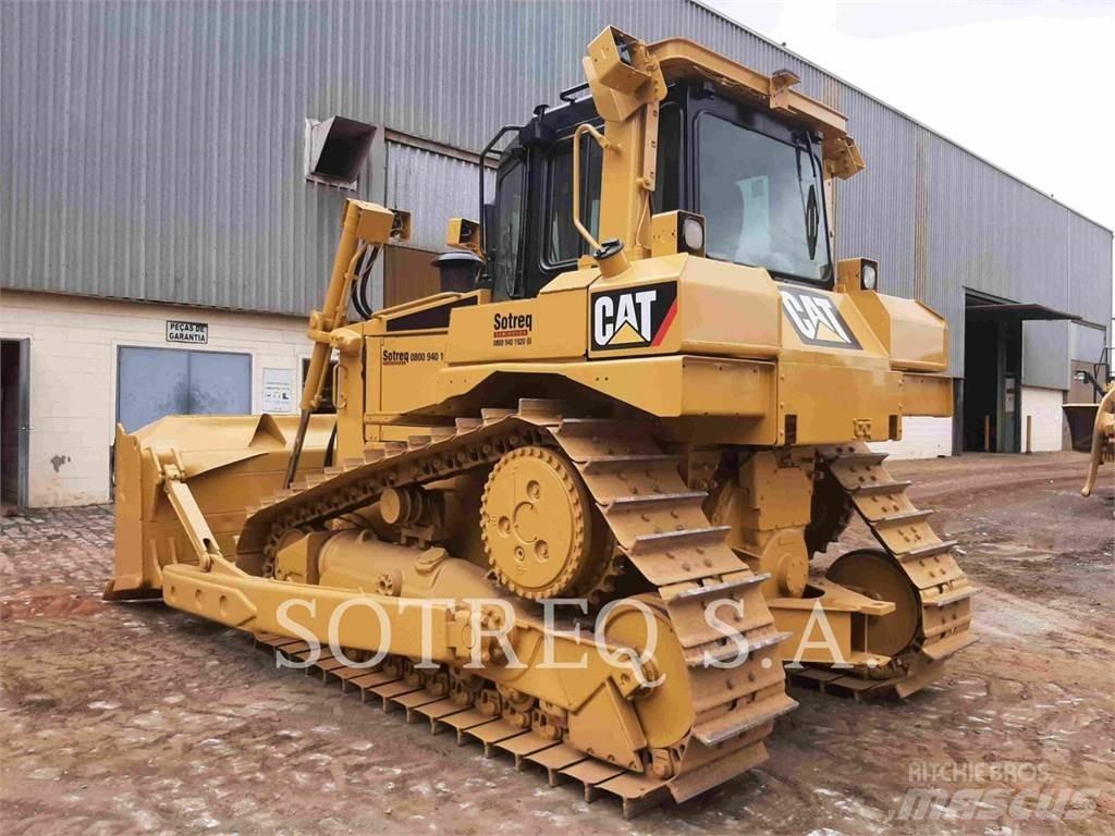 CAT D6T Pásové dozéry