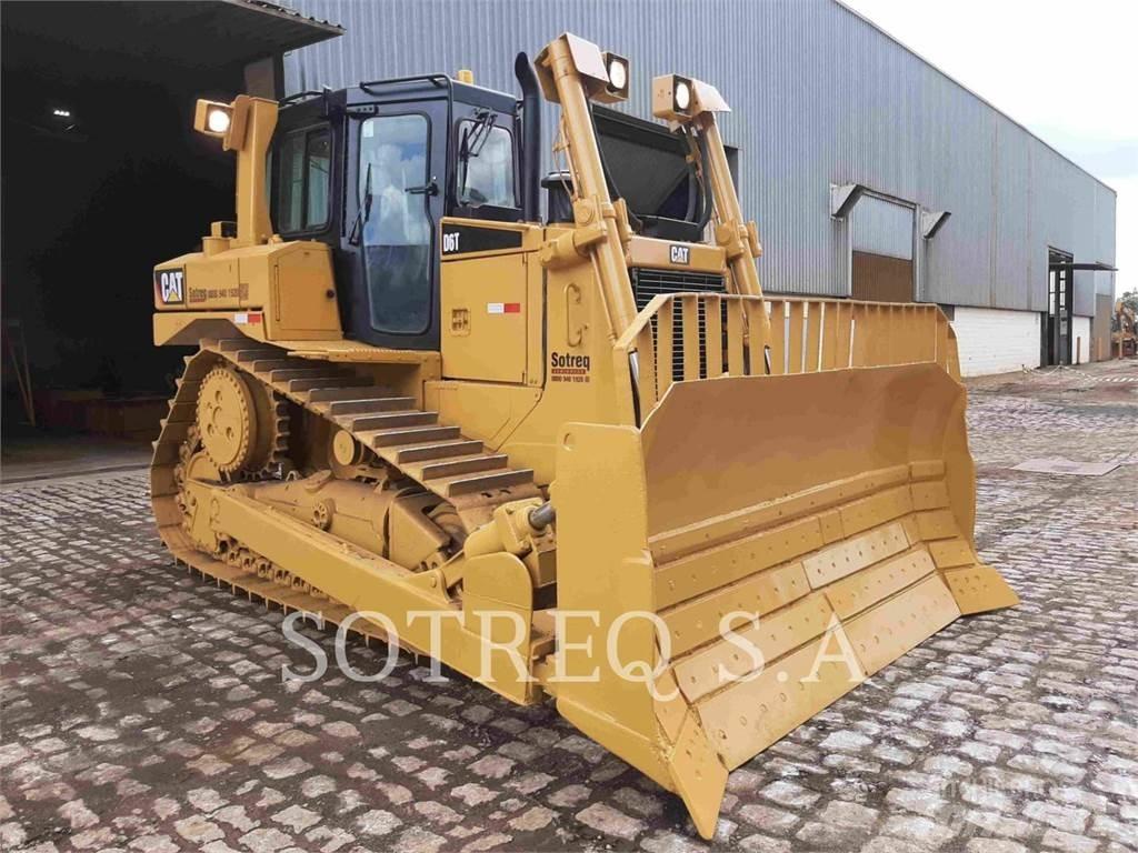 CAT D6T Pásové dozéry