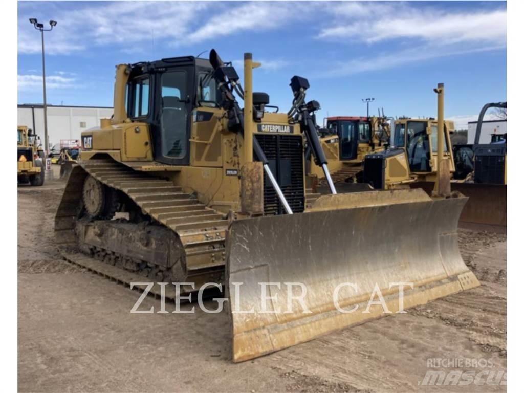 CAT D6T Pásové dozéry