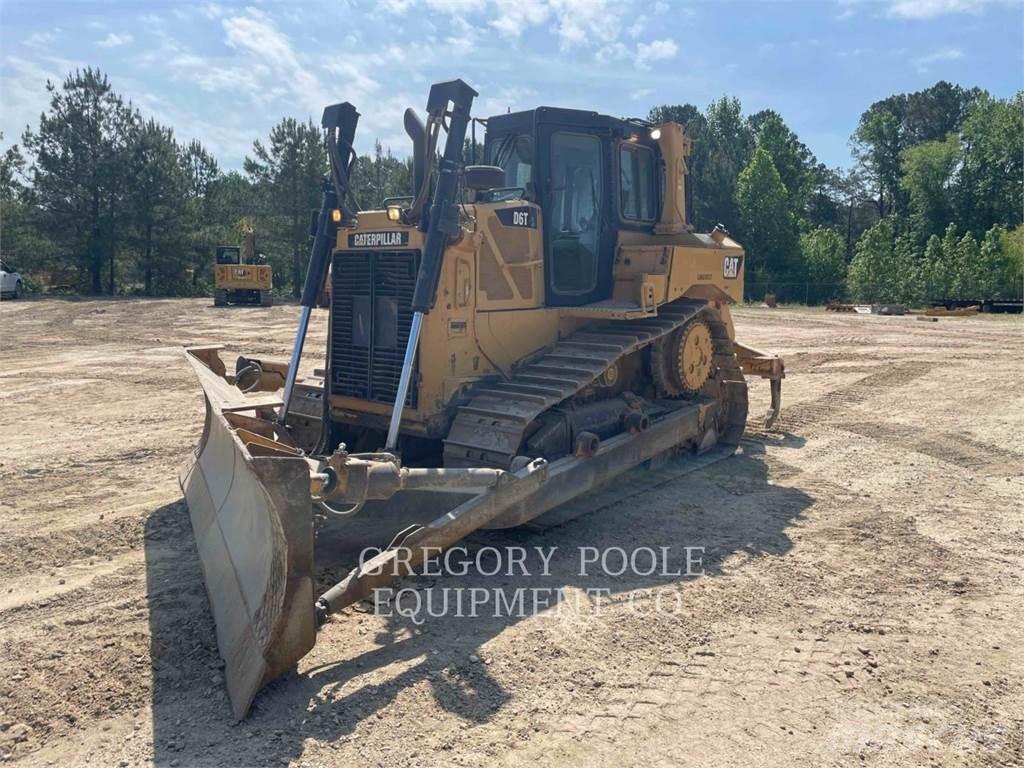 CAT D6T Pásové dozéry