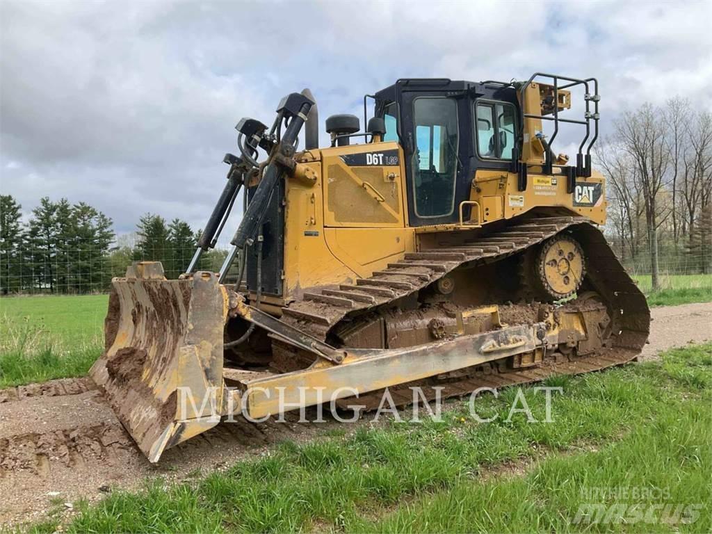 CAT D6T Pásové dozéry