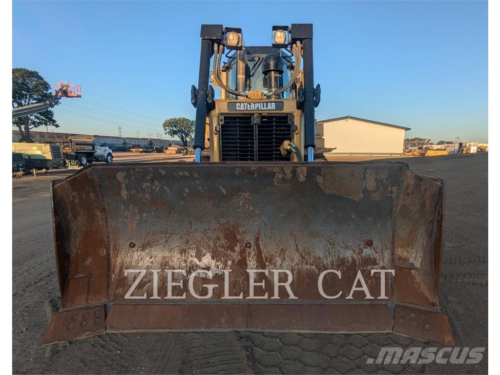 CAT D6T Pásové dozéry