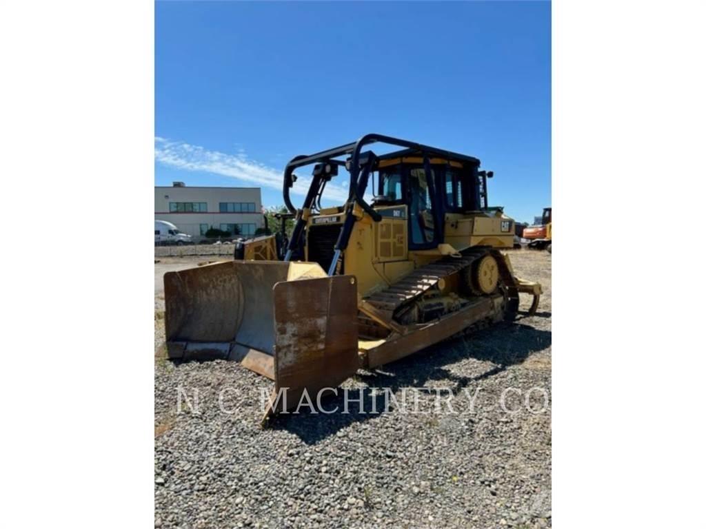 CAT D6T Pásové dozéry