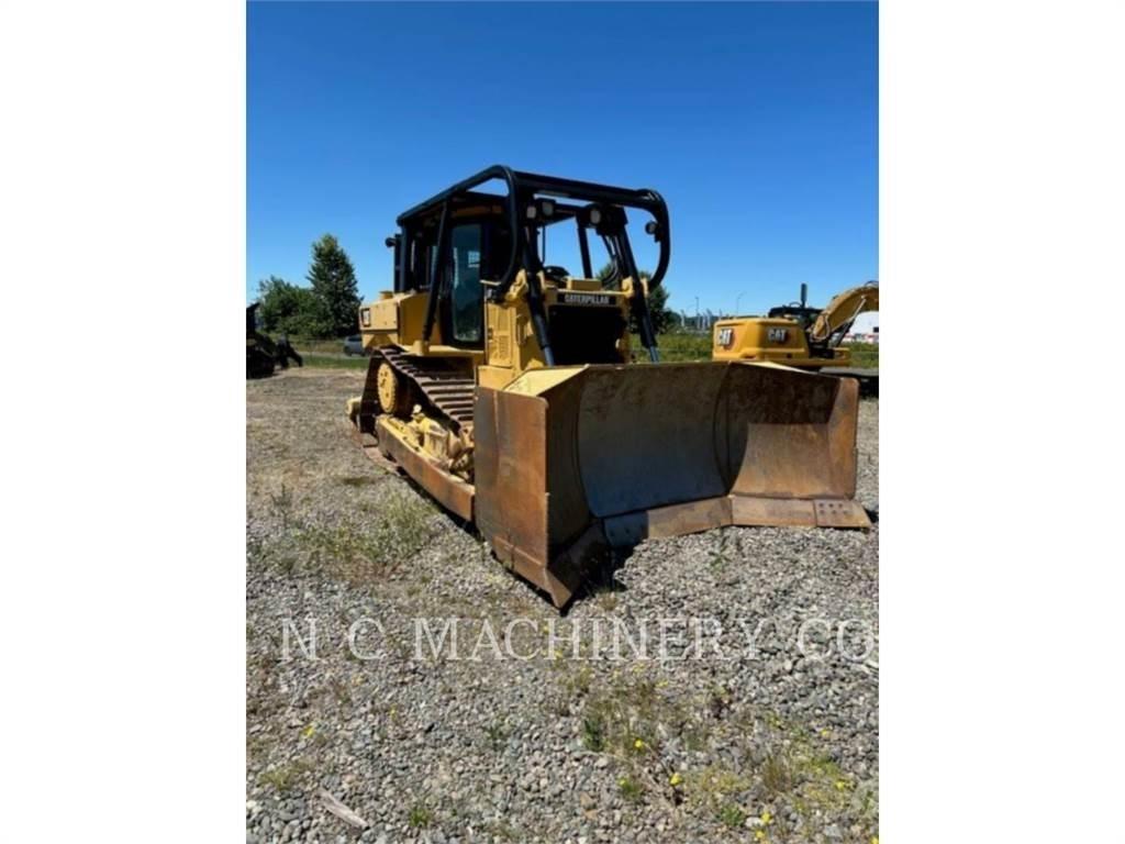 CAT D6T Pásové dozéry