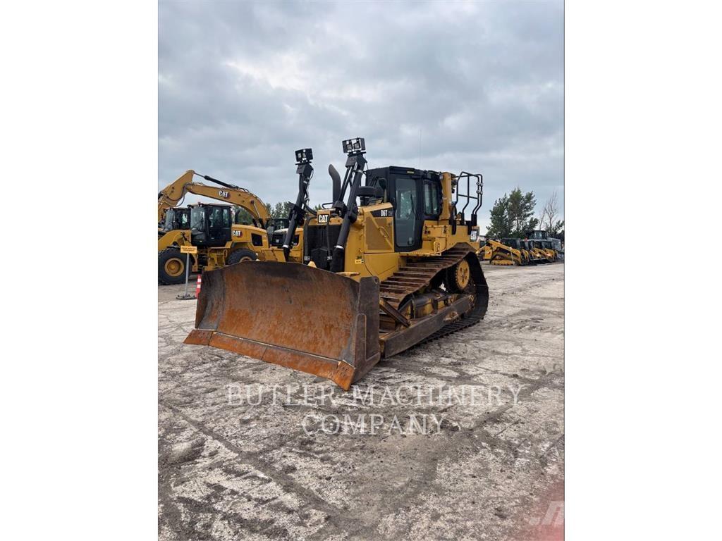 CAT D6T Pásové dozéry