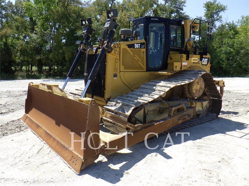CAT D6T Pásové dozéry