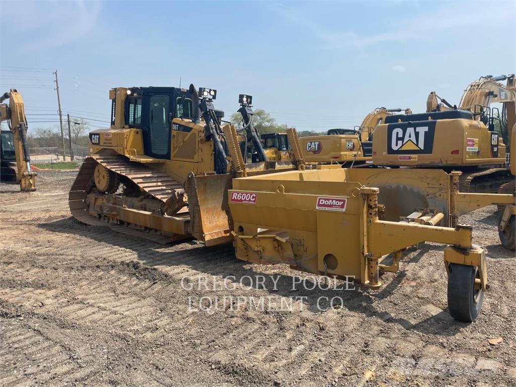 CAT D6T Pásové dozéry
