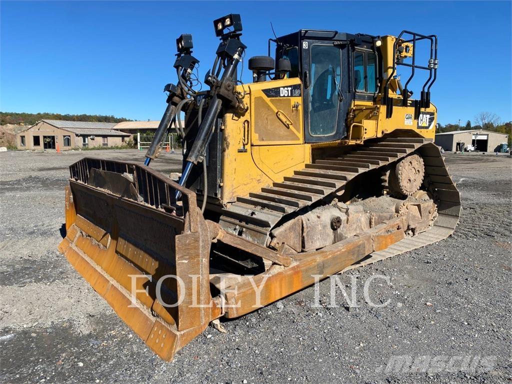 CAT D6T Pásové dozéry