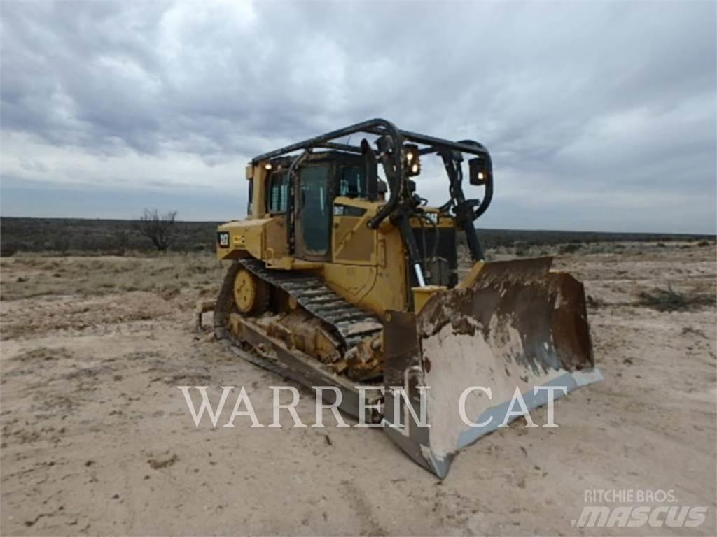CAT D6T 4XLARO Pásové dozéry
