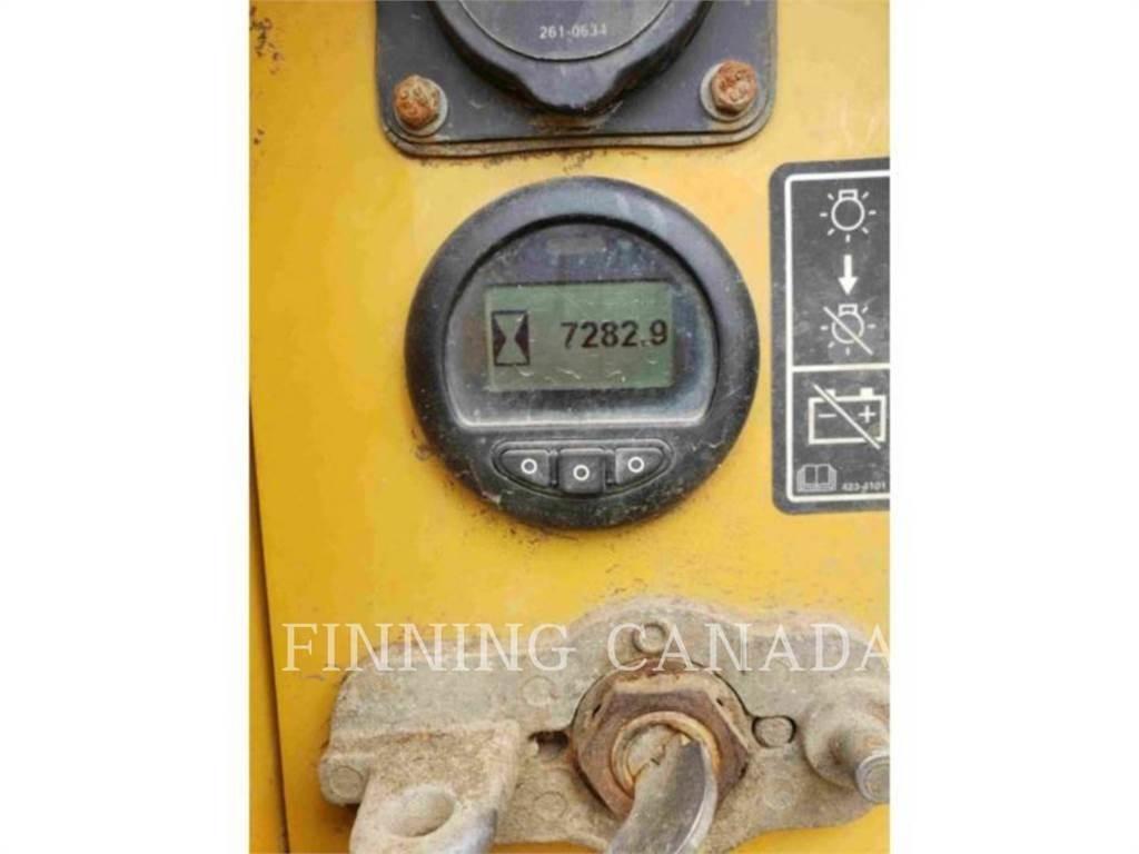 CAT D6T LGP VPAT Pásové dozéry